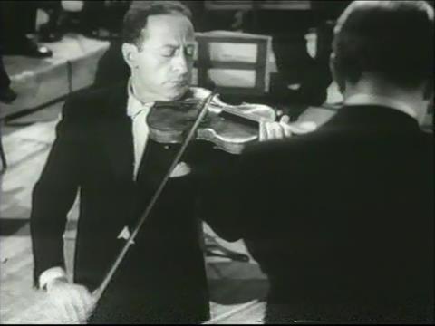 Jascha_Heifetz_-_Carnegie_Hall_1947_(04)_wmplayer_2013-04-16